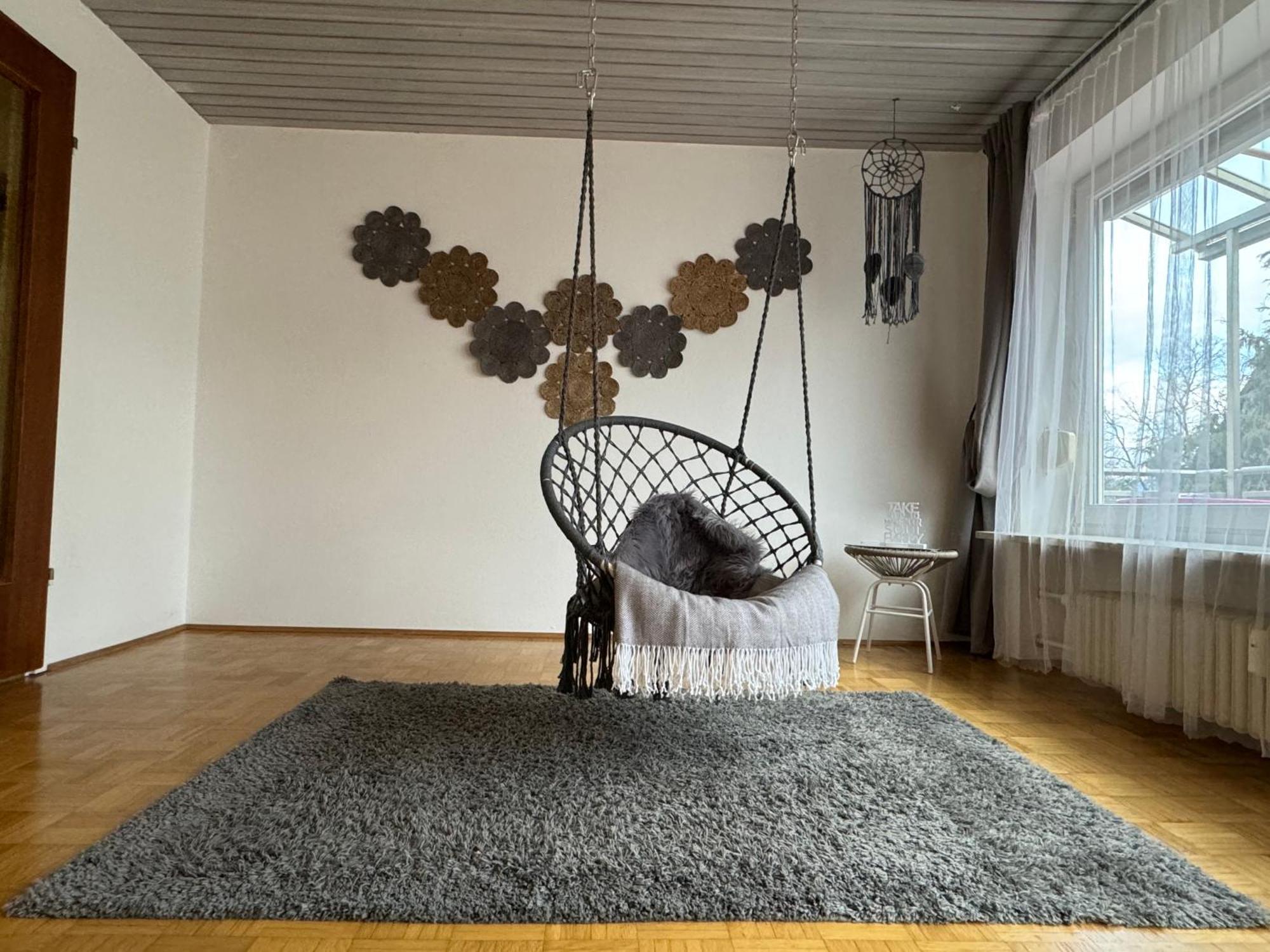 Ferienwohnung Fewo Boho 110 Qm Mit Bergblick 3 Min Bahnhof Laufen Exterior foto