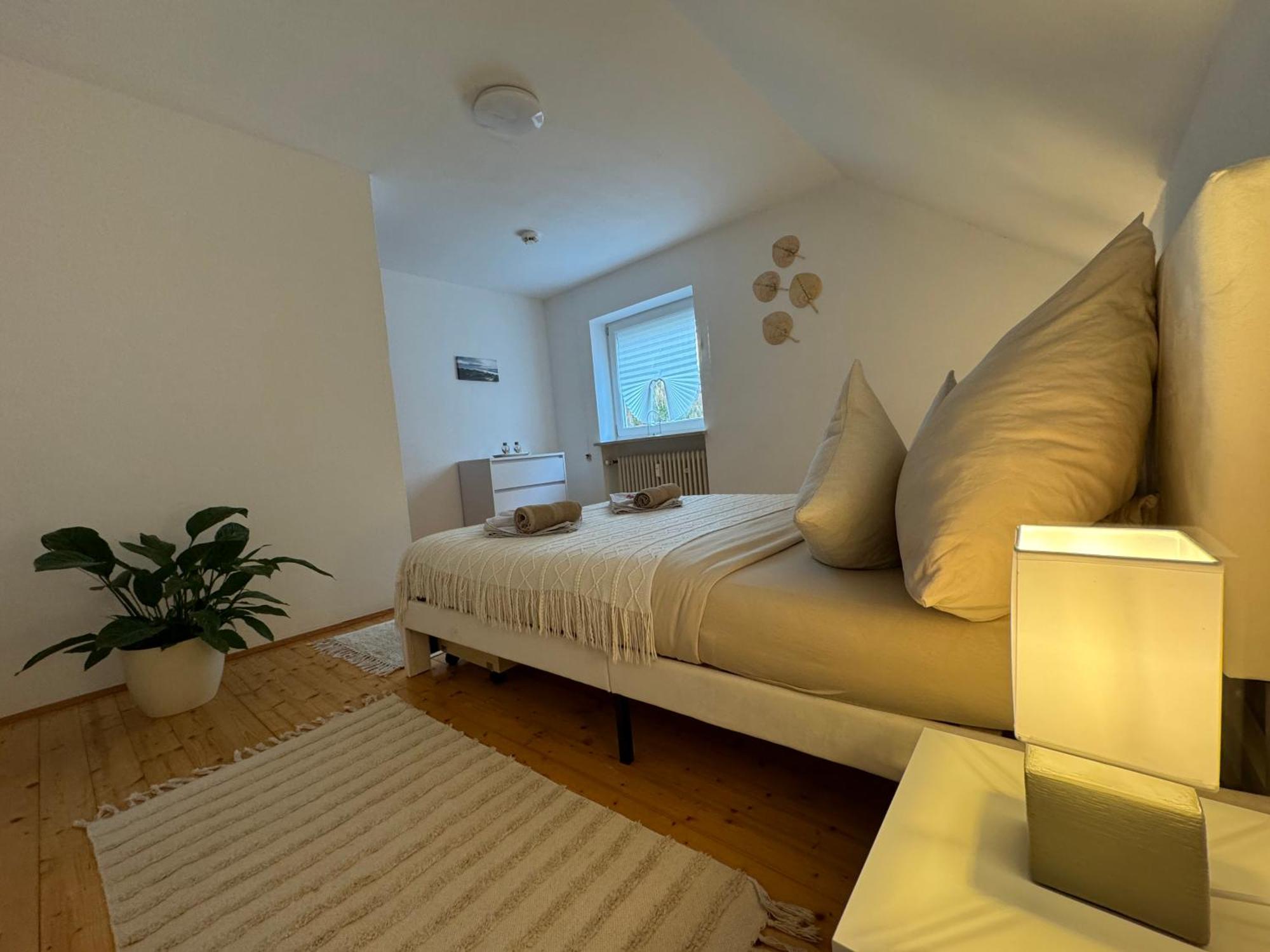 Ferienwohnung Fewo Boho 110 Qm Mit Bergblick 3 Min Bahnhof Laufen Exterior foto