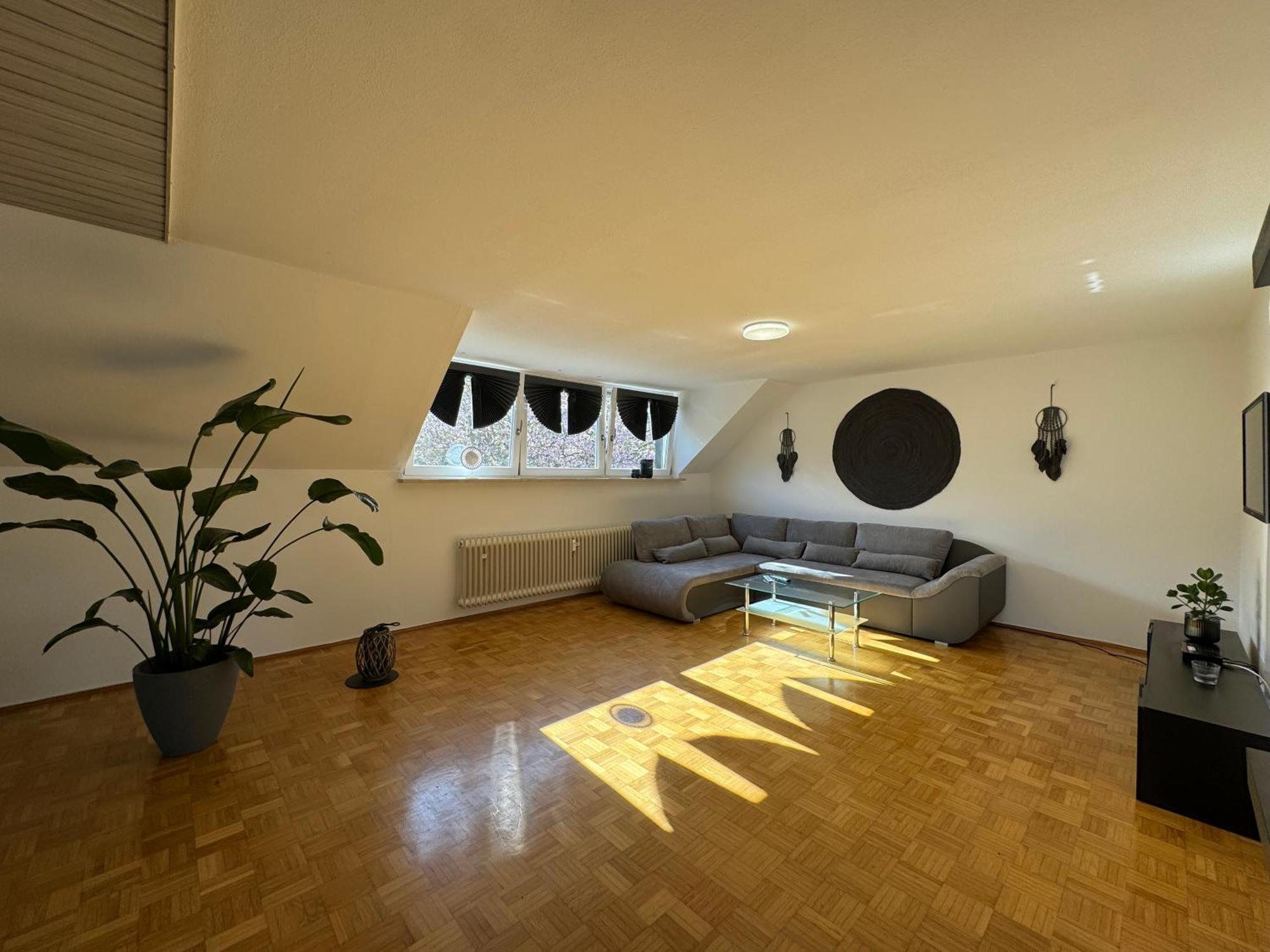 Ferienwohnung Fewo Boho 110 Qm Mit Bergblick 3 Min Bahnhof Laufen Exterior foto