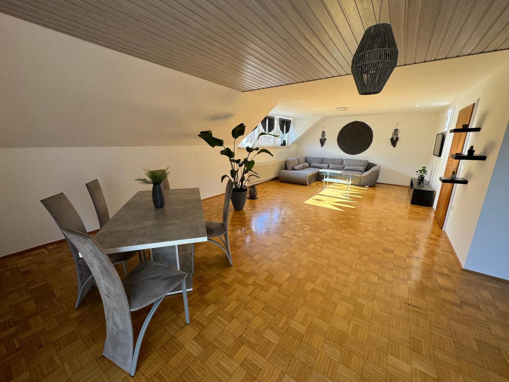 Ferienwohnung Fewo Boho 110 Qm Mit Bergblick 3 Min Bahnhof Laufen Exterior foto